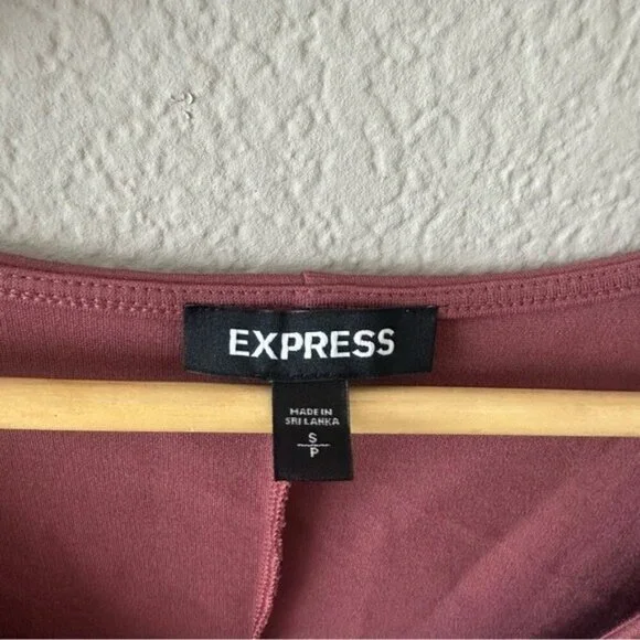 Express V-Neck Ruffle Hem Fit And Flare Dress Dusty Pink Size Small - Picture 7 of 9